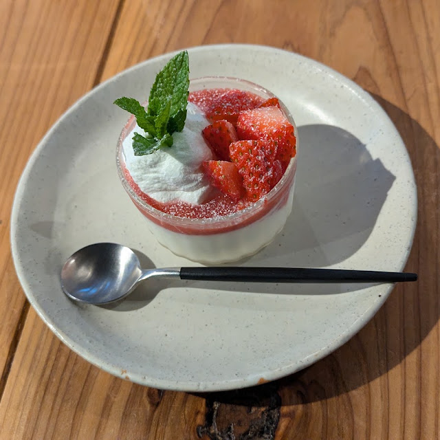 いちごのブランマンジェ
