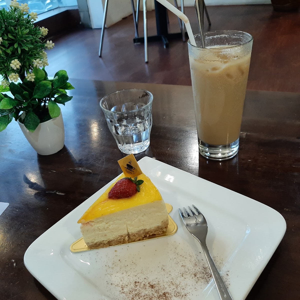 Caffein Coffee & Cake