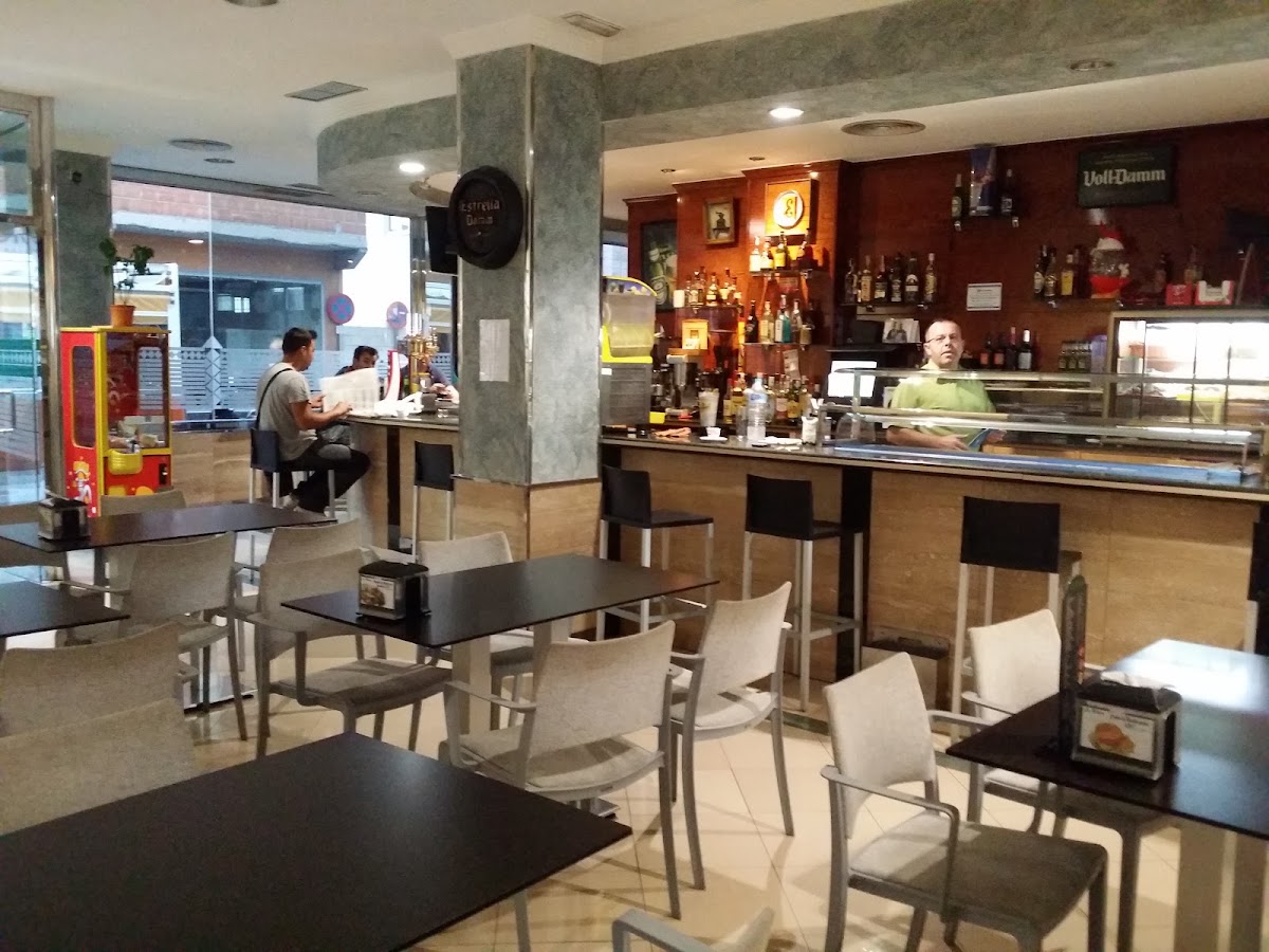 Cafeterías Lamerzu S L L