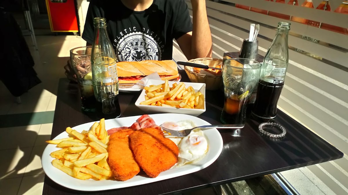 Cafeterías Lamerzu S L L