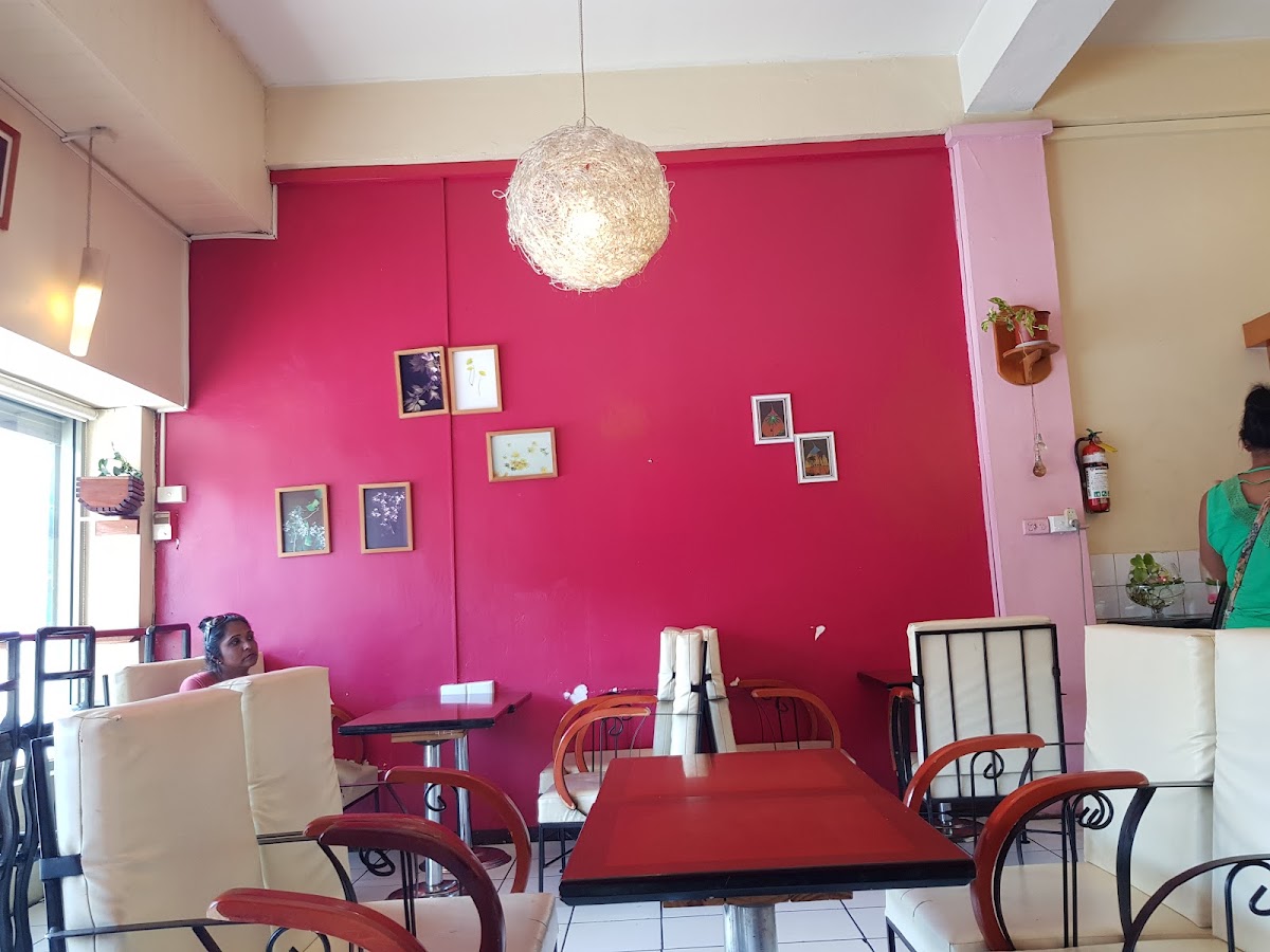 Nice Day Cake And Cafe