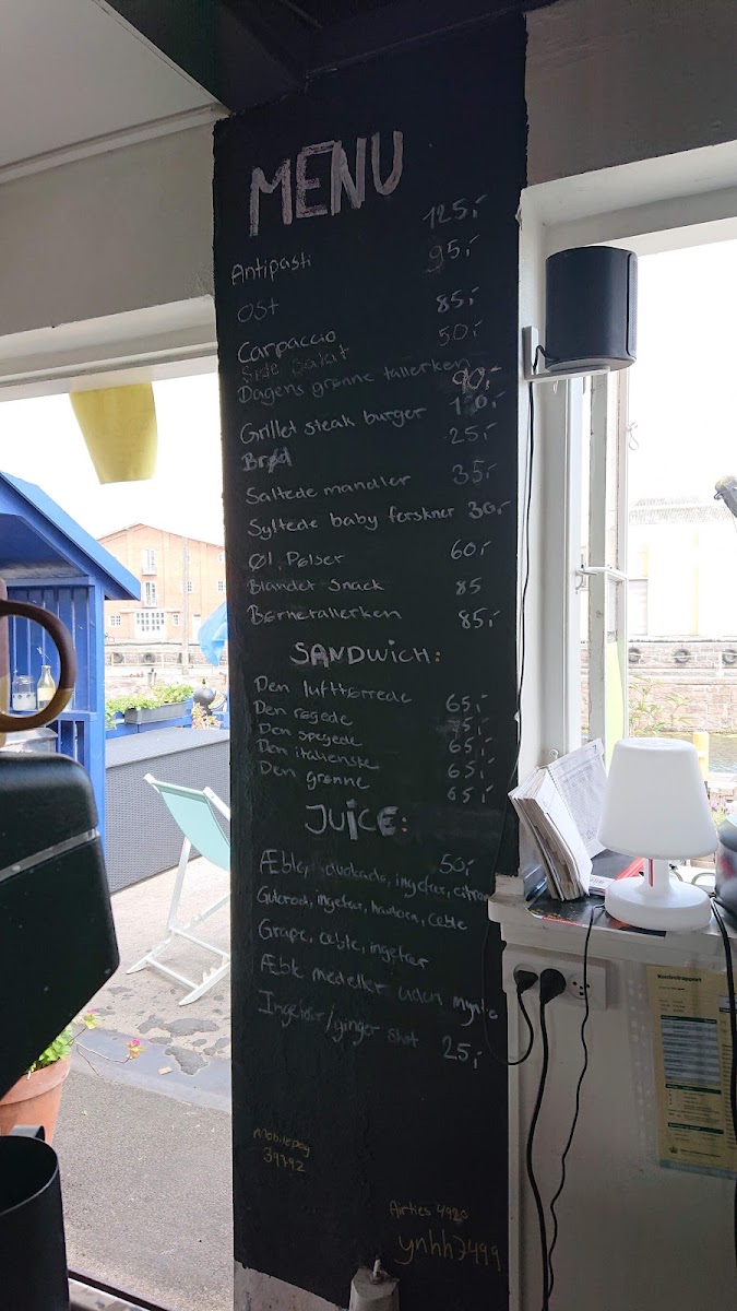 H8 Wine & Juice Bar menu board