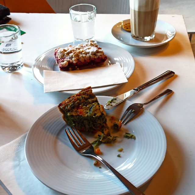Spinat-quiche Kirschstreuselkuchen