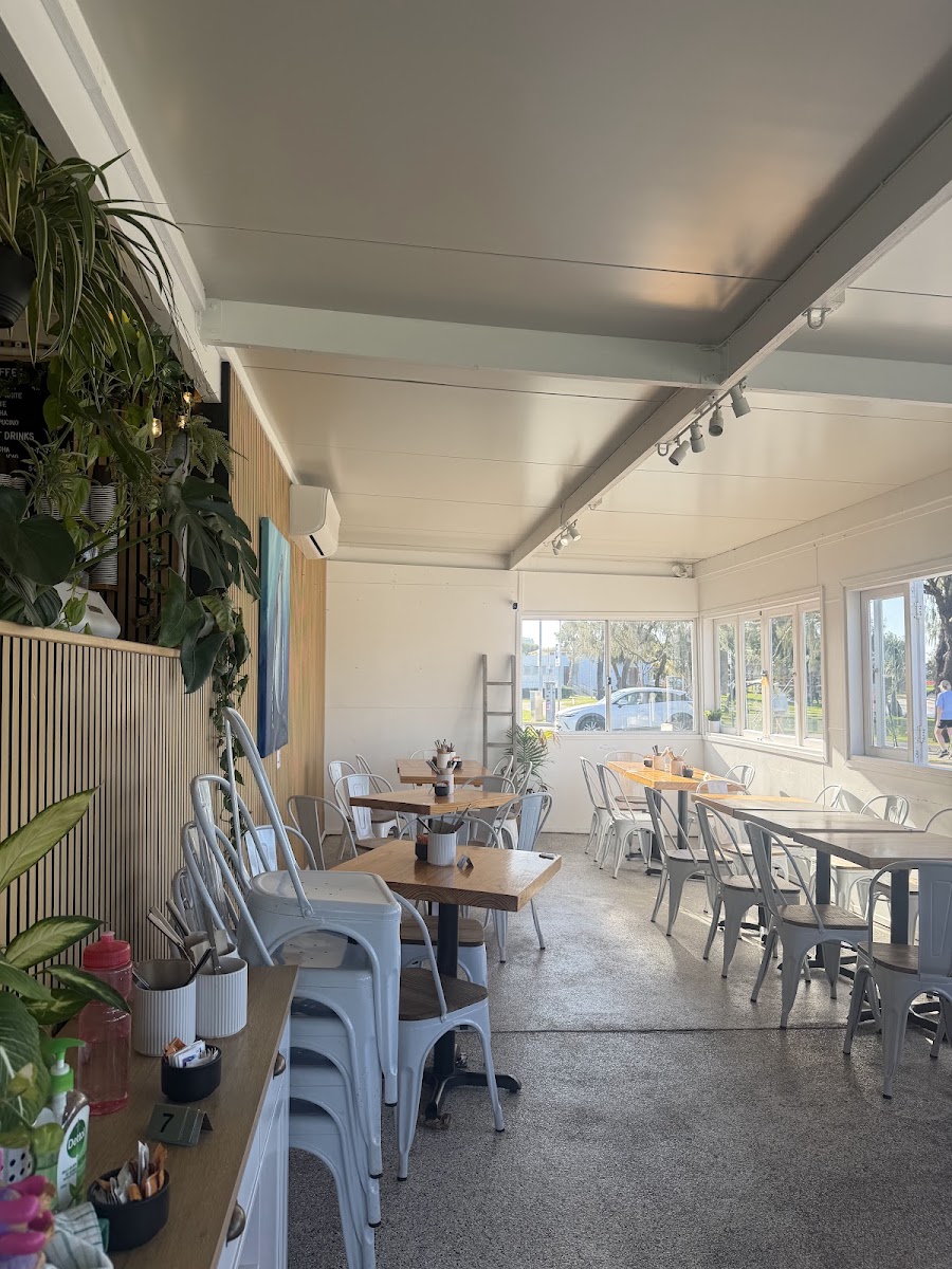 Mug & Beans Cafe