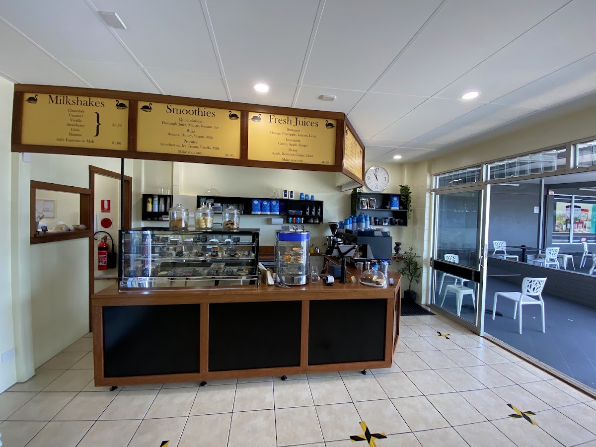 Two Swans Cafe