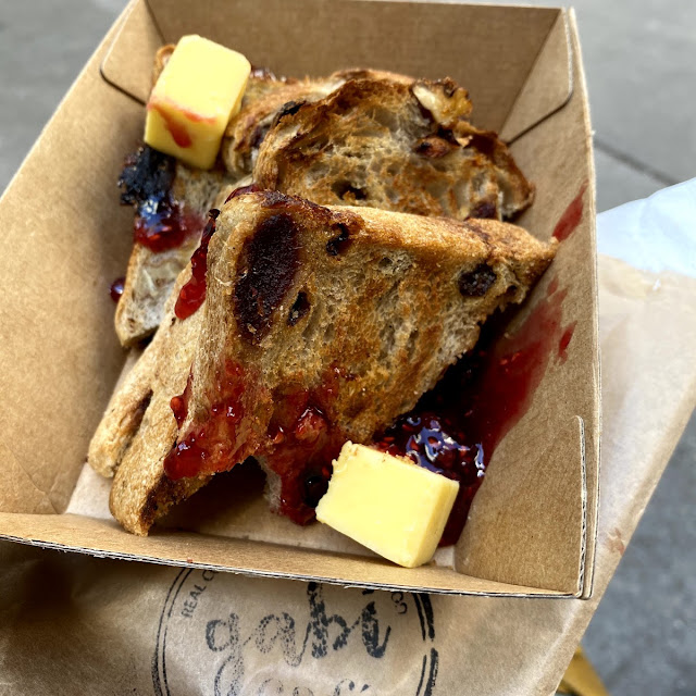 Raisin Toast