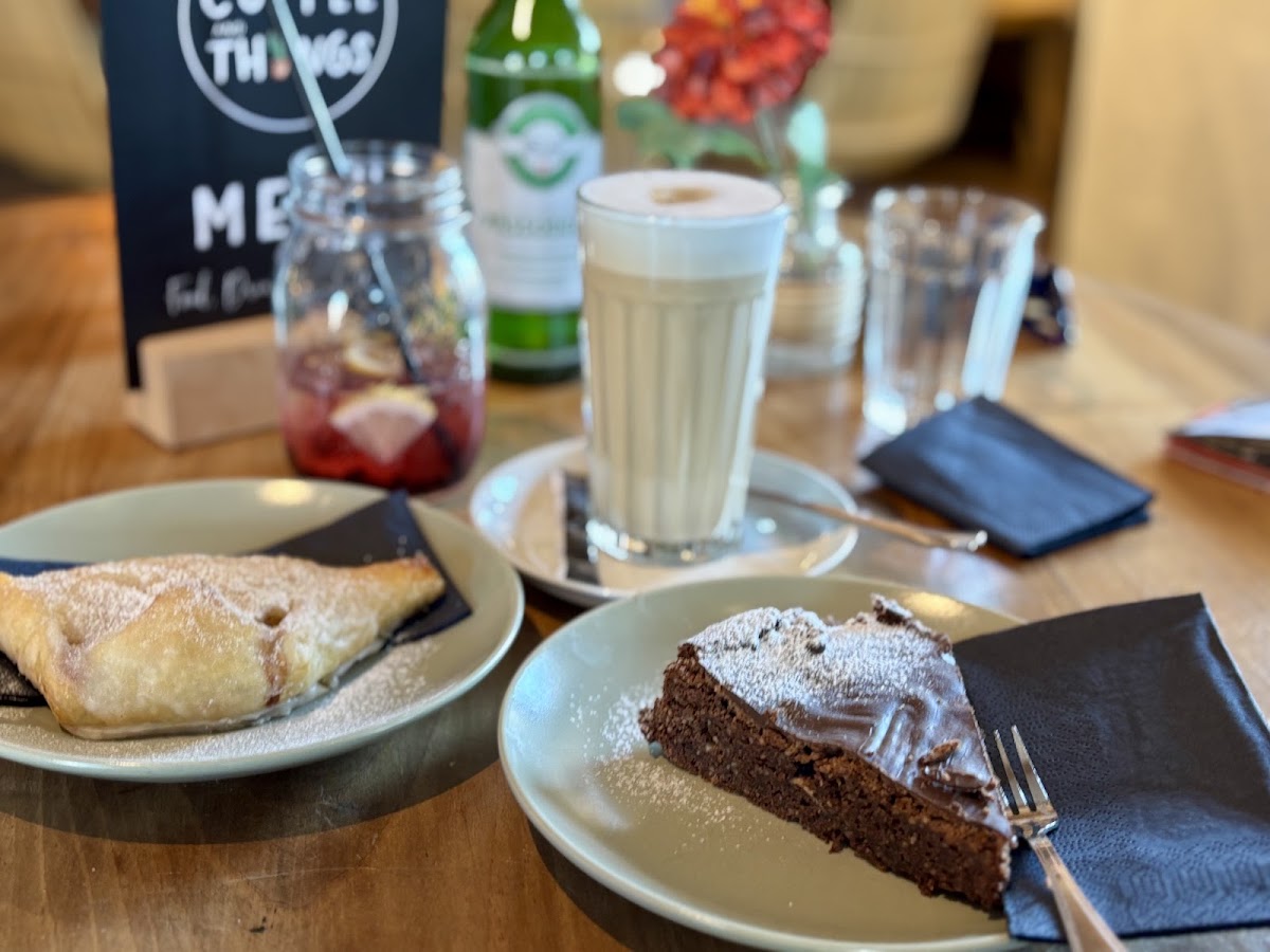 Little Coffee & Things