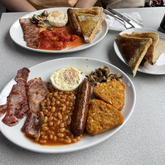English Breakfast