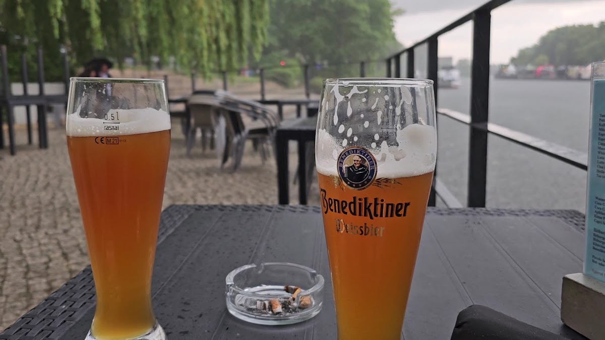 Brückencafé am Heineufer