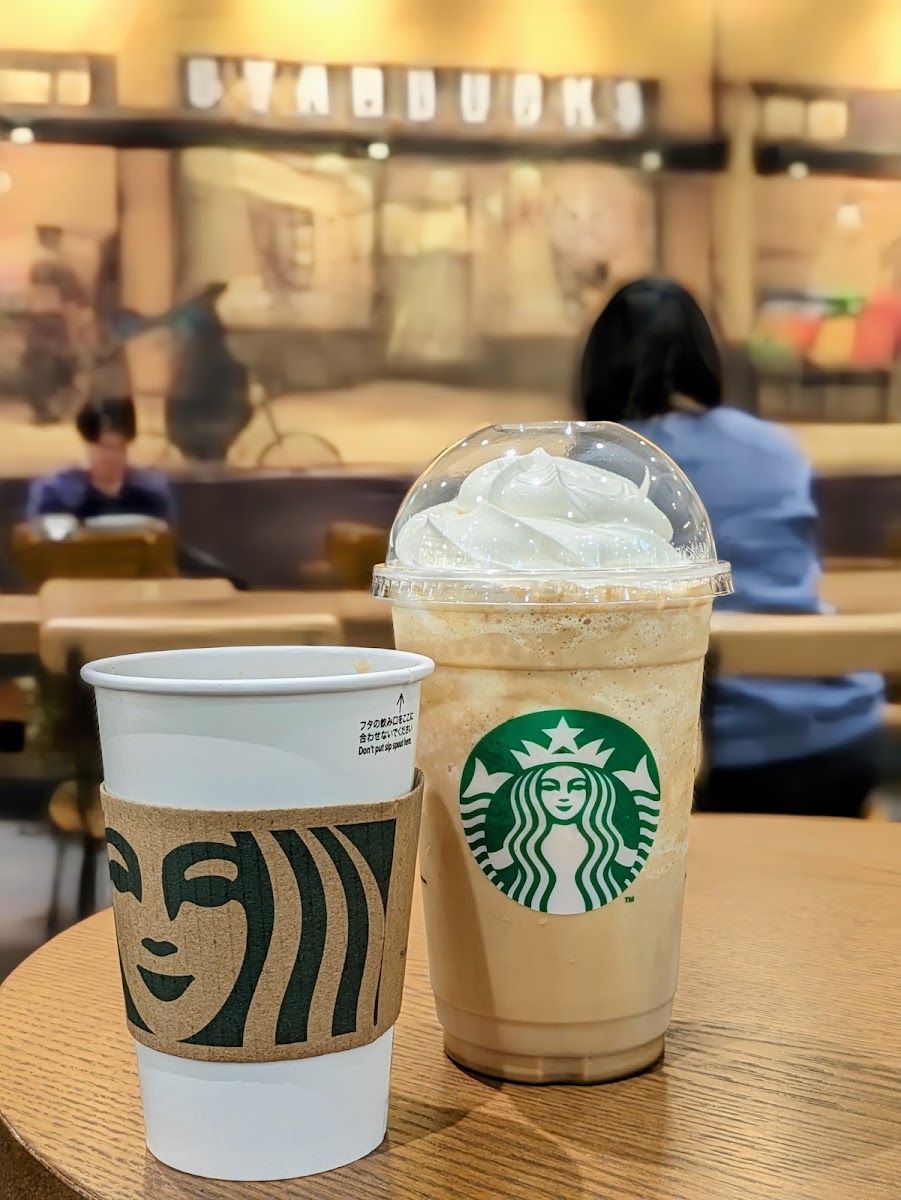 Starbucks Coffee - Aeon Mall Tomiya