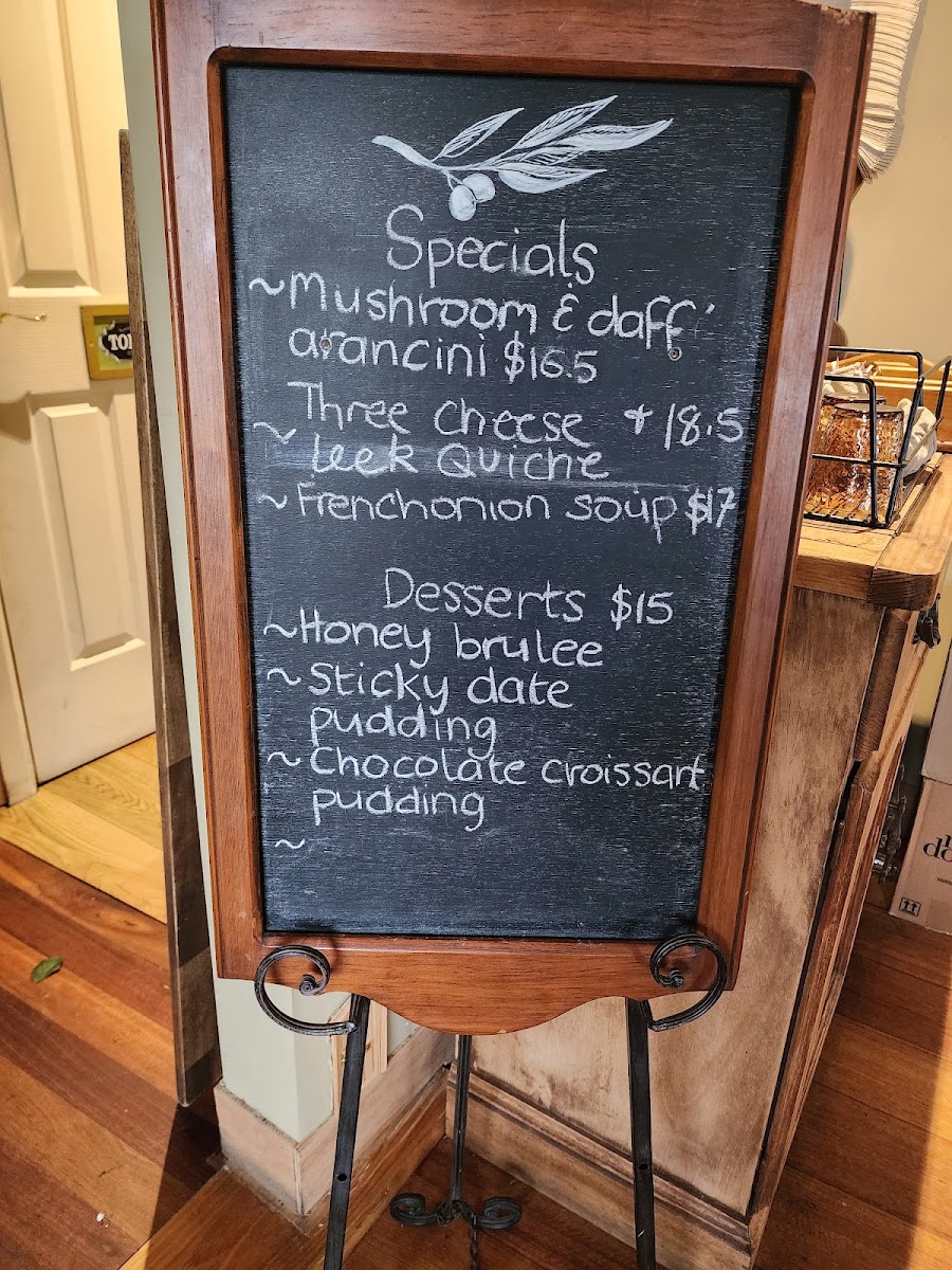 Platter Pantry menu board
