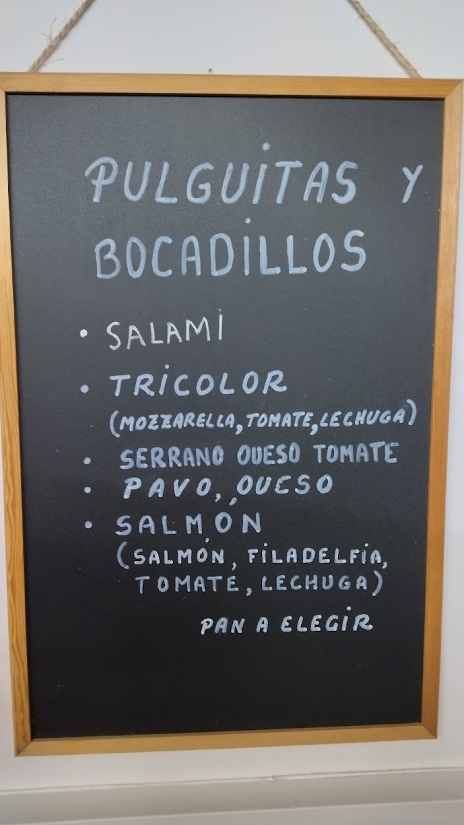 El Molino De La Paz menu board