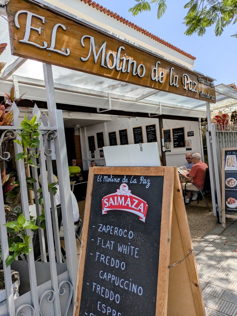 El Molino De La Paz menu board