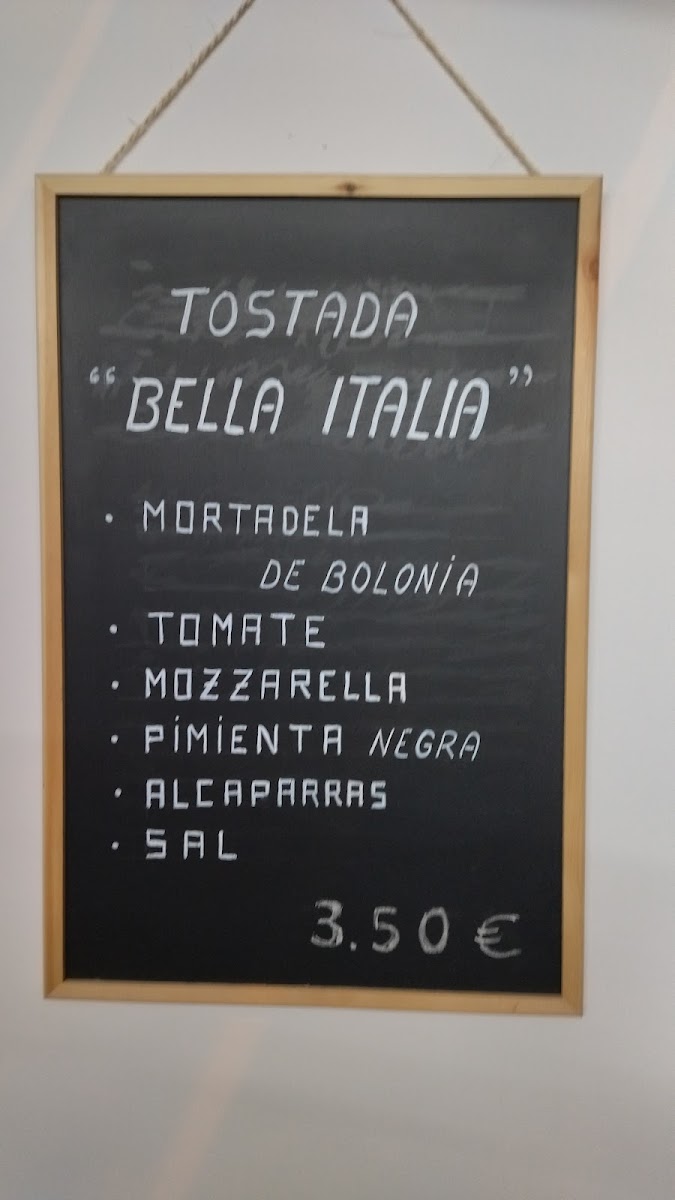 El Molino De La Paz menu board