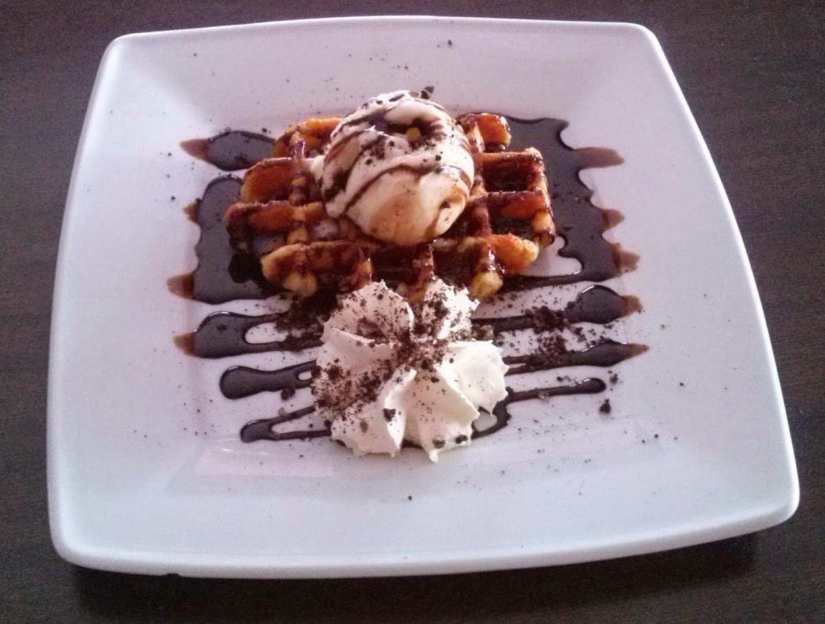 Em & Em cafe - snack bar