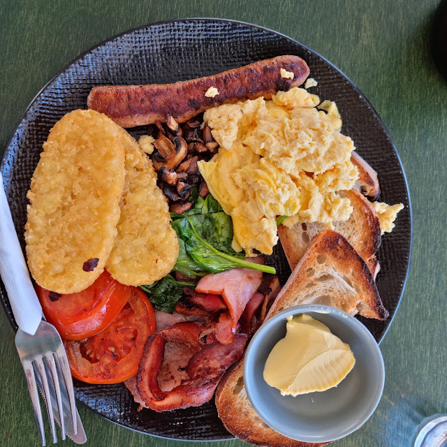 English Breakfast