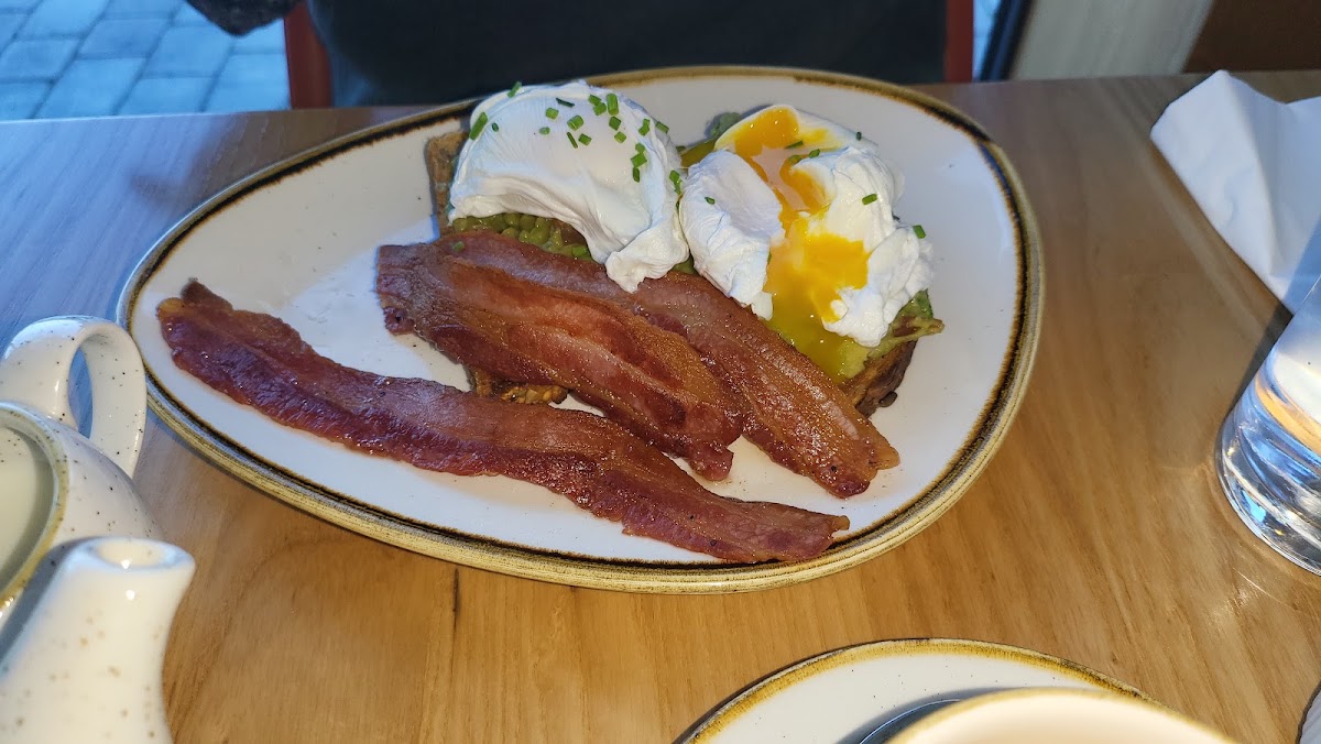 Lions Cafe
