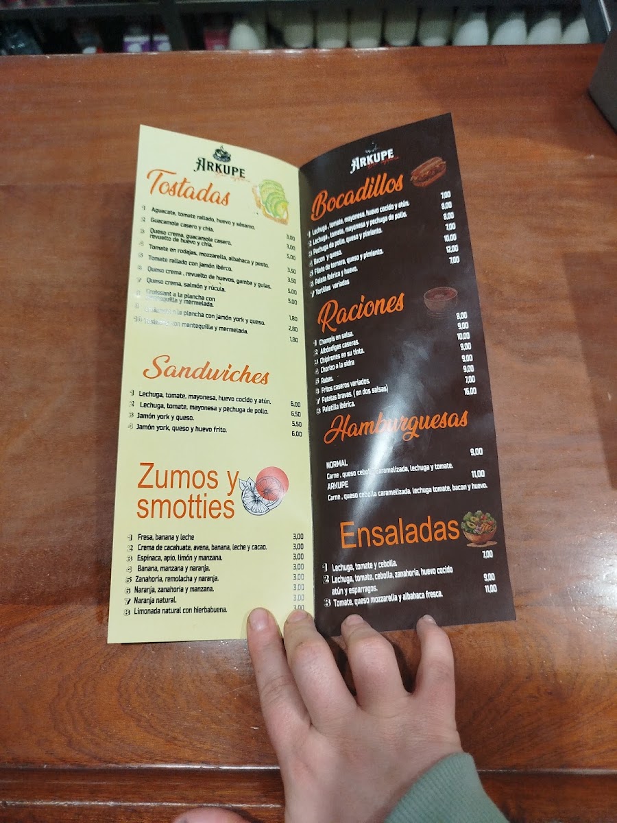Cafeteria ARKUPE menu board