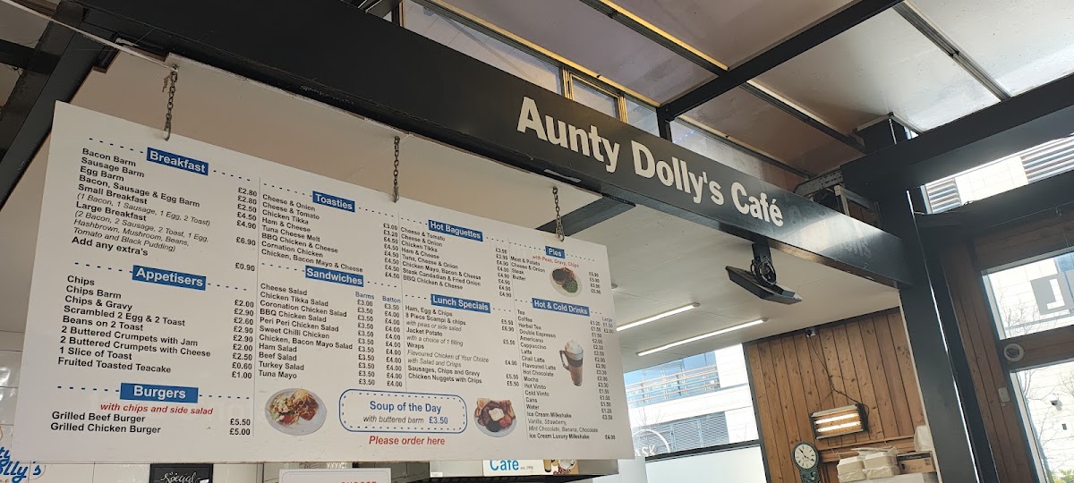 Aunty Dolly’s Café preston menu board