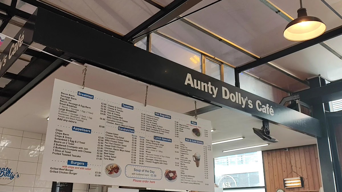 Aunty Dolly’s Café preston menu board