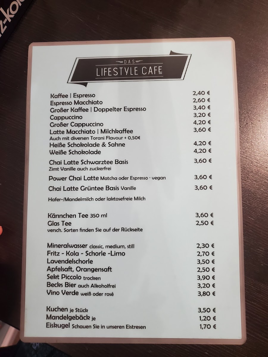 Curry das Lifestyle Café menu board