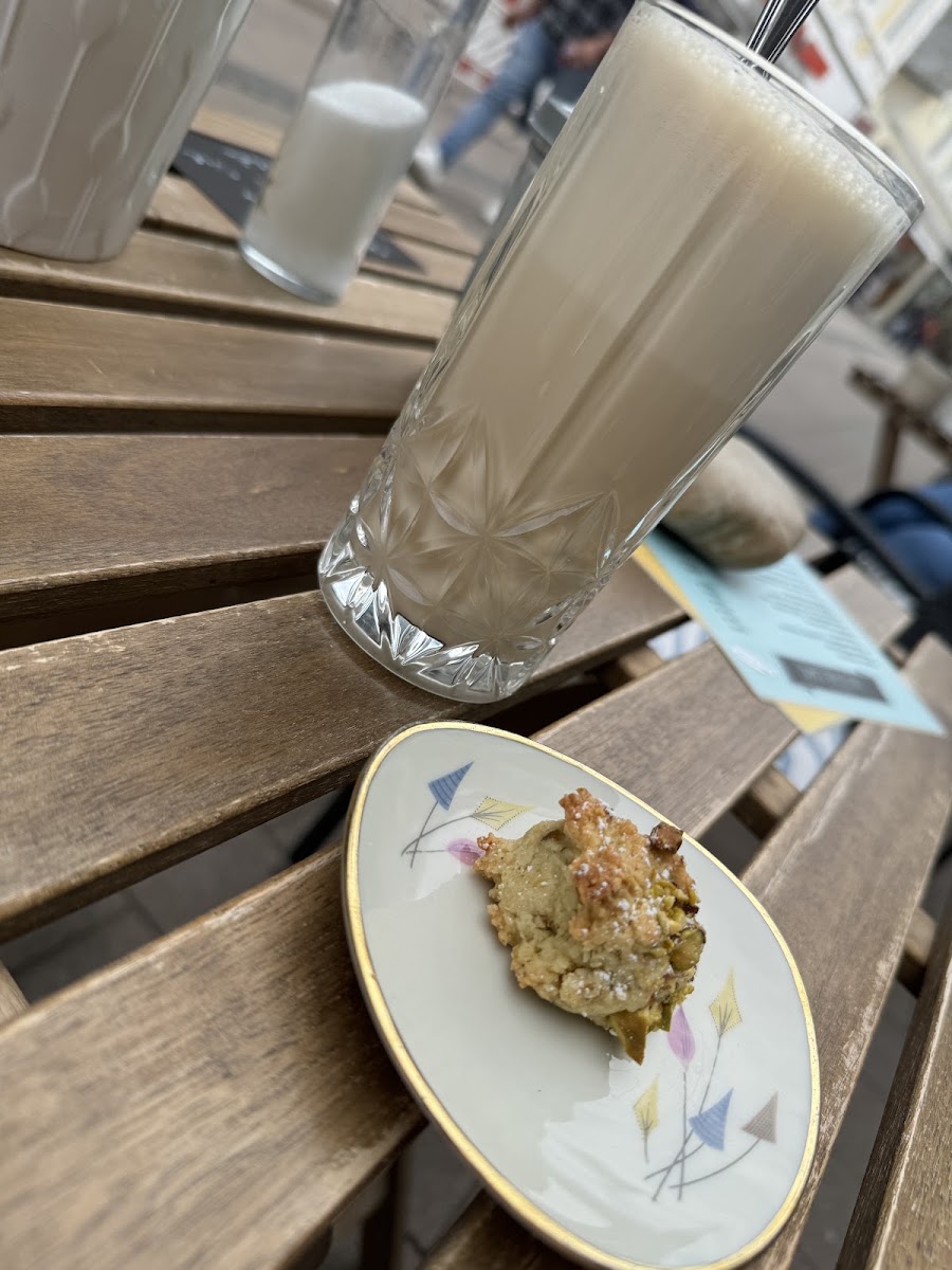 Curry das Lifestyle Café