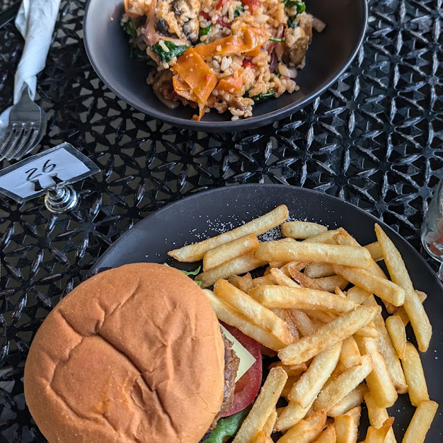 Burger w Chips