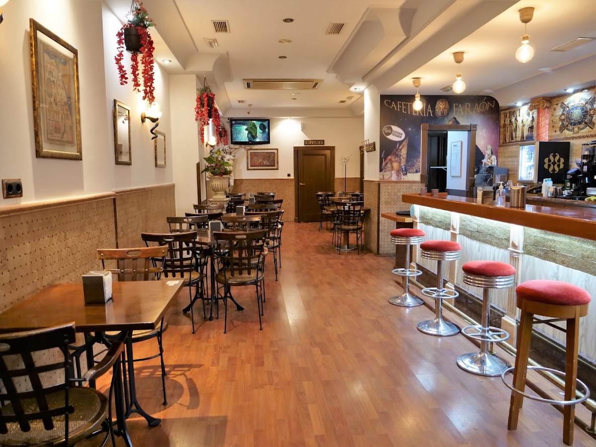 Cafeteria Faraón