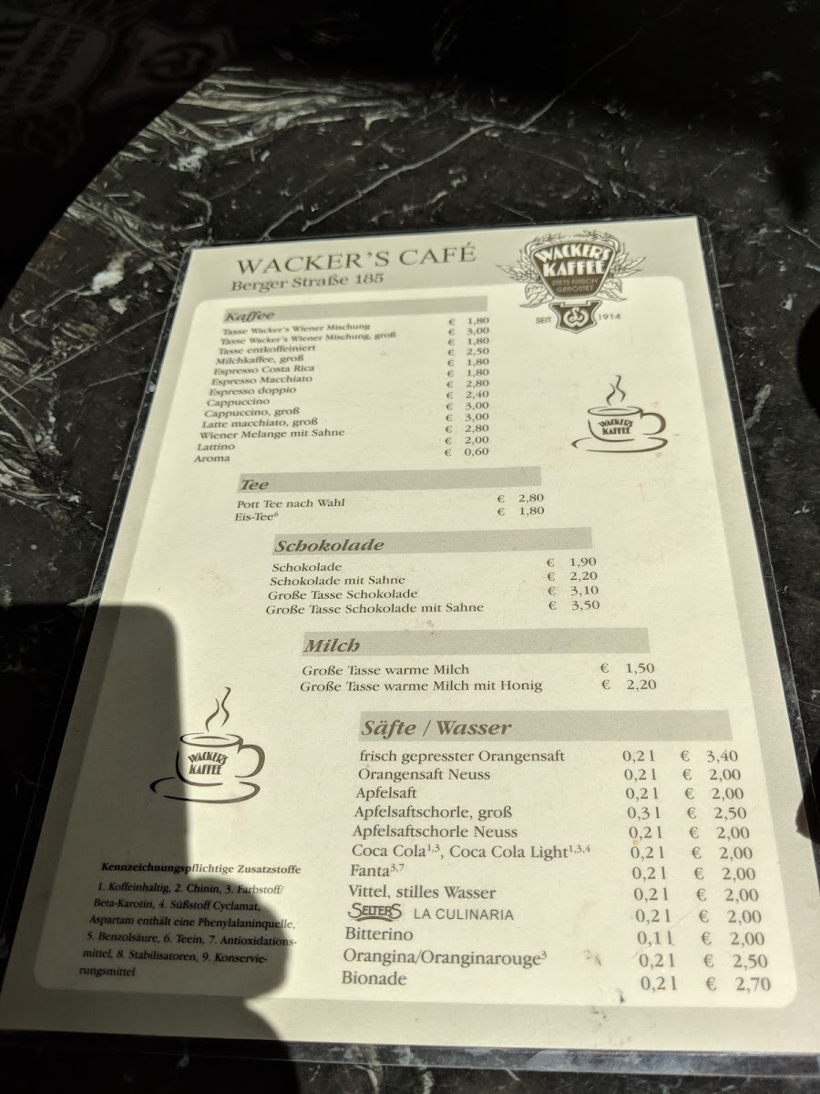 Café Wacker Berger Straße menu board