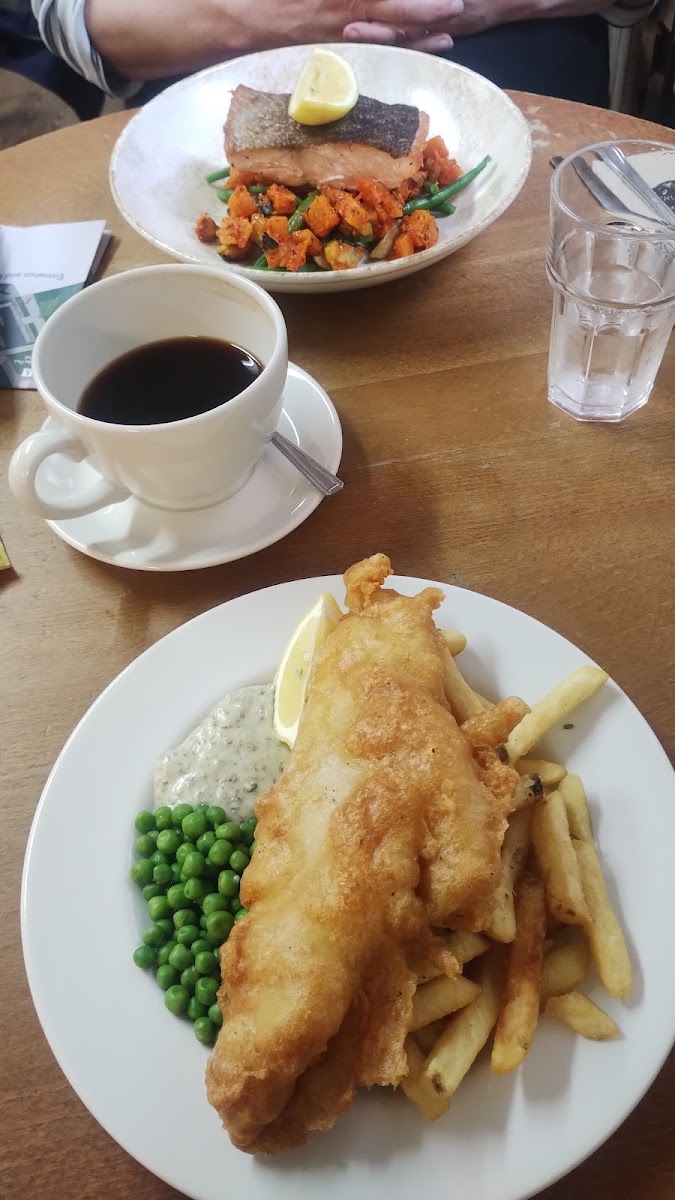 Hut 4 Cafe