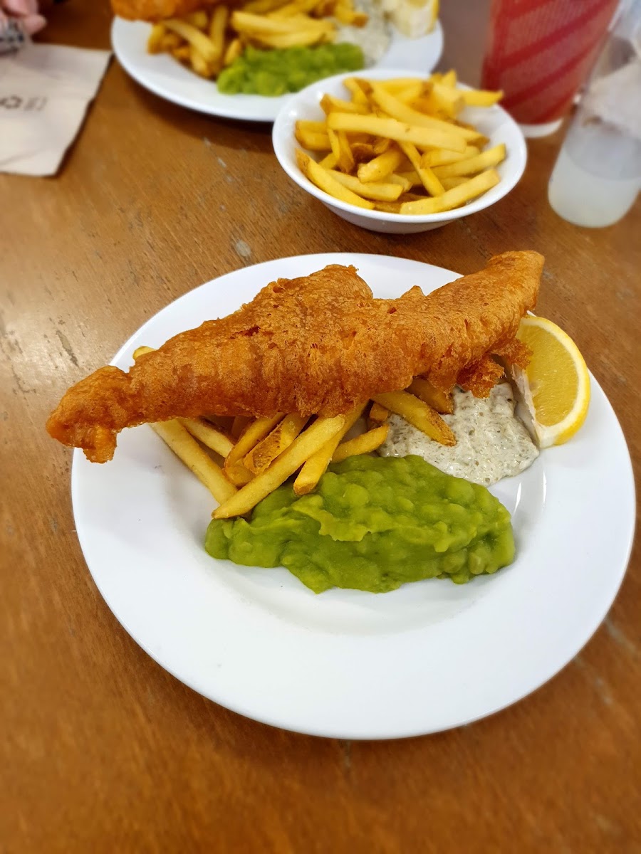 Hut 4 Cafe