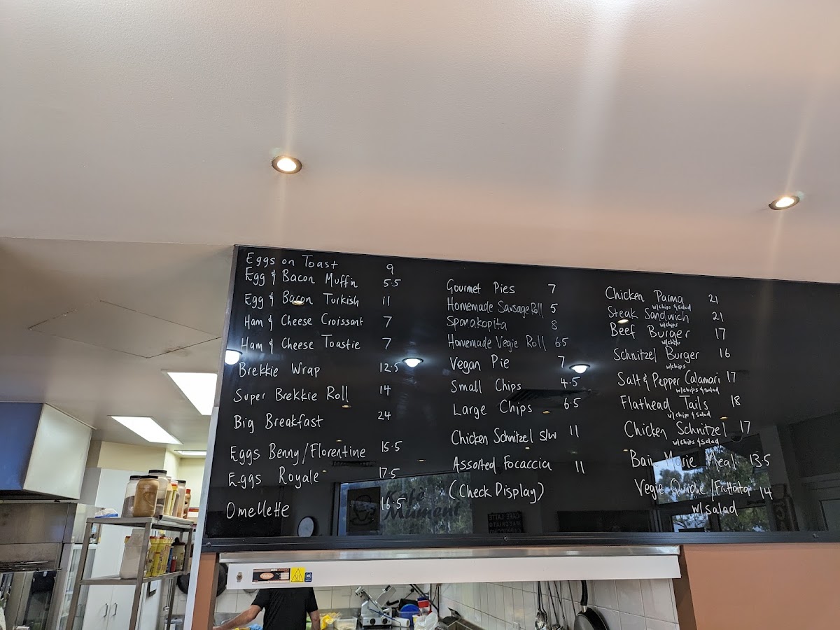 Kafe Mument menu board