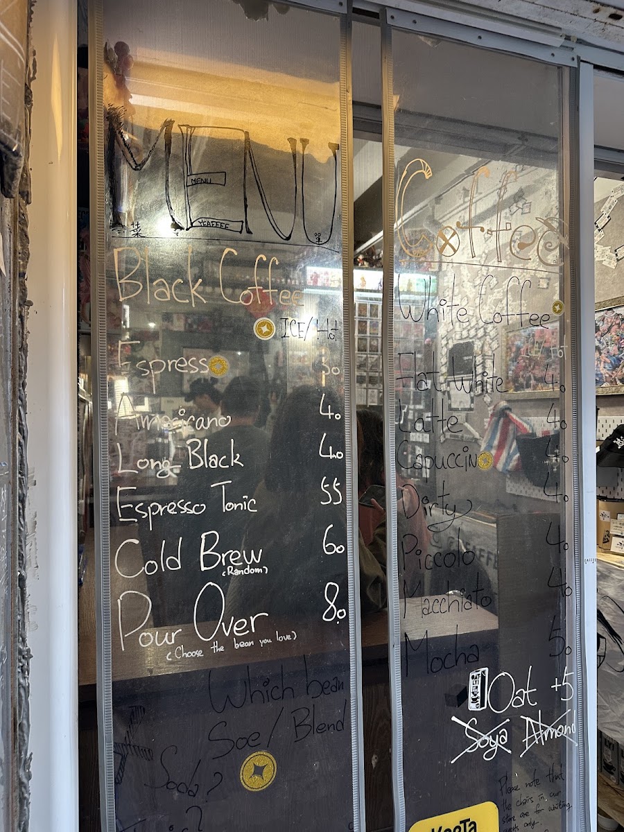 Yeaffee(爺啡) menu board