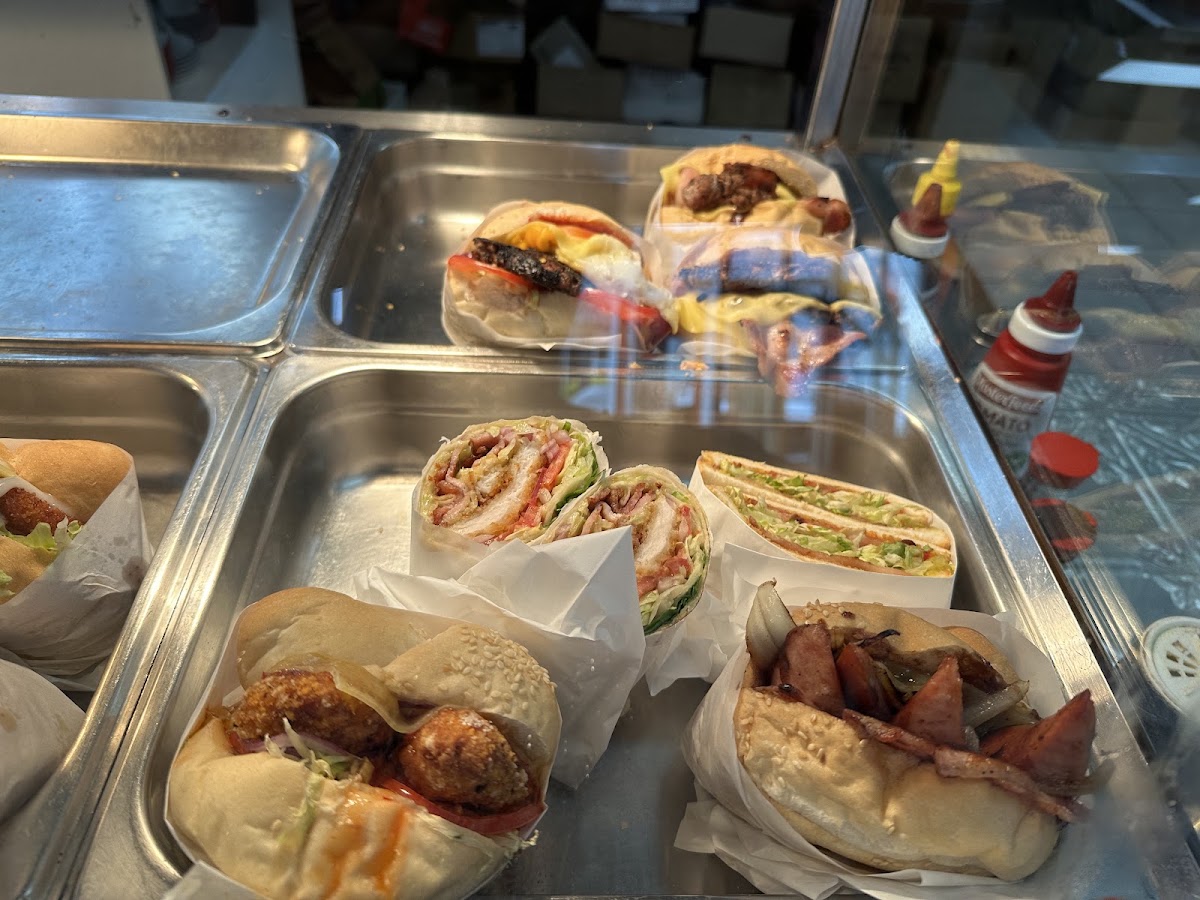 Lilydale Munchies