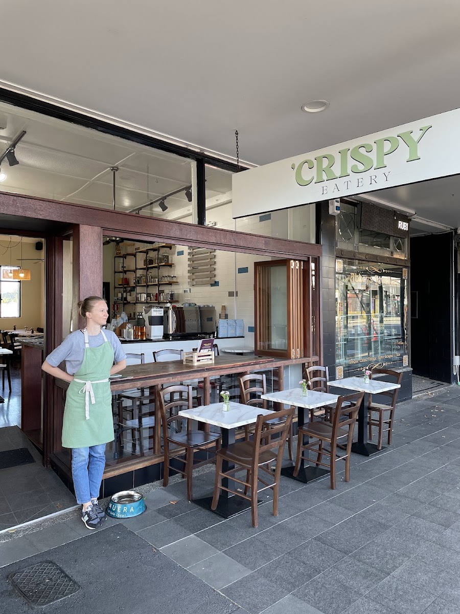 Crispy eatery