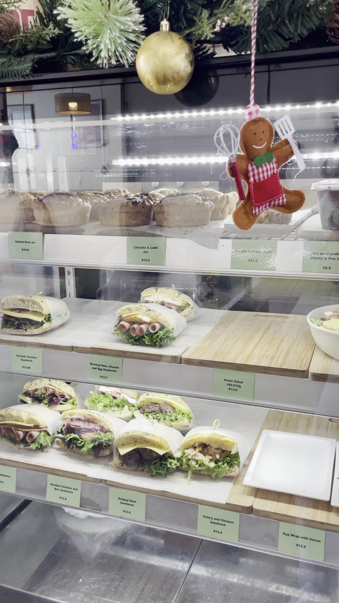 Crispy eatery