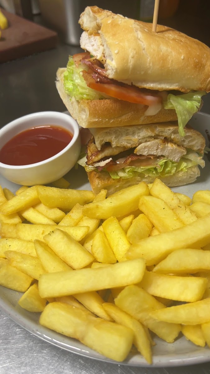 Grand Boulevard Cafe