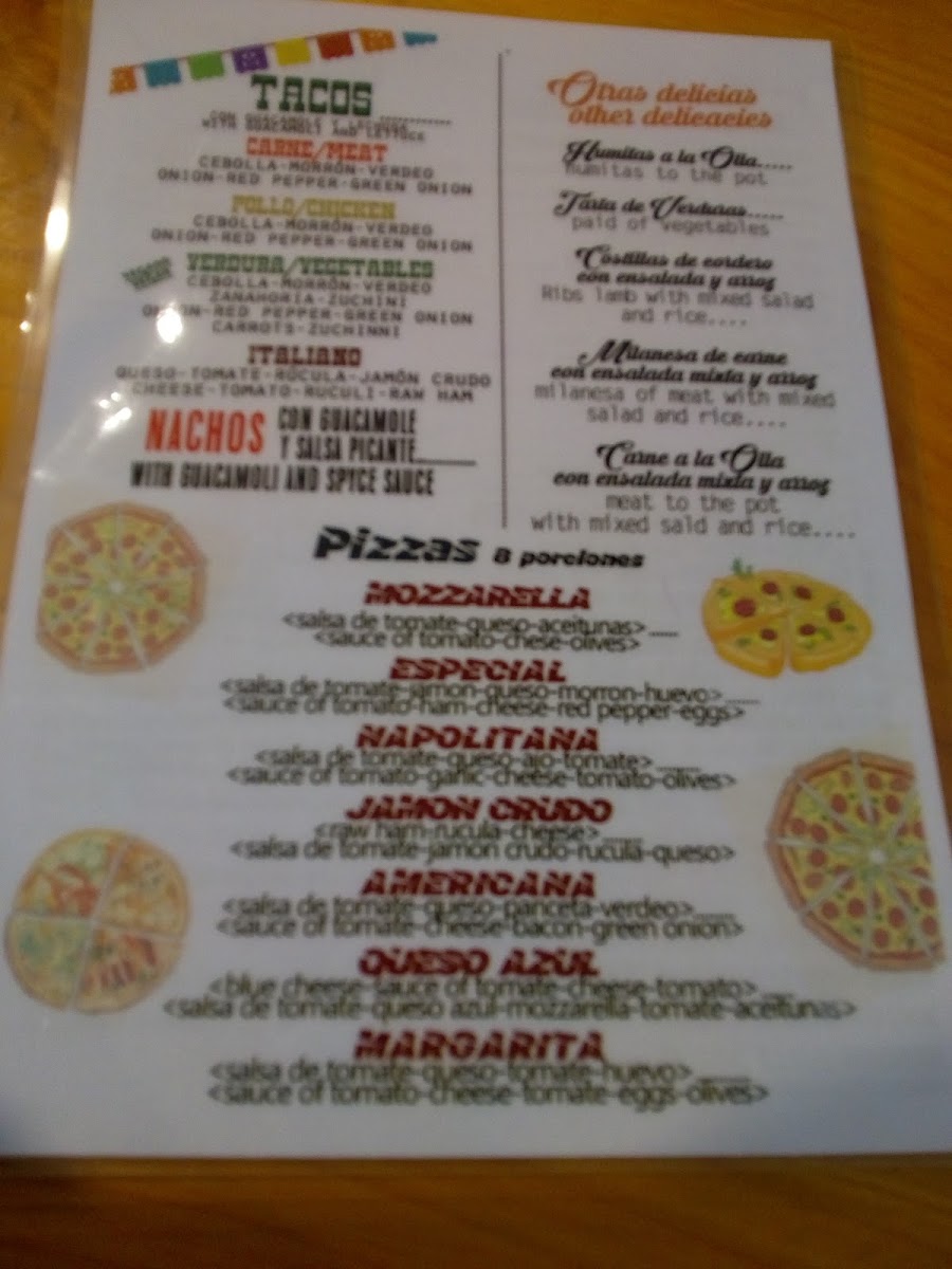 LA NIEVE CAFÉ y viandas (lunch and coffee) menu board
