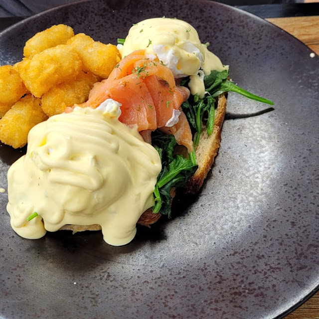 Egg Benedict with Salmon
