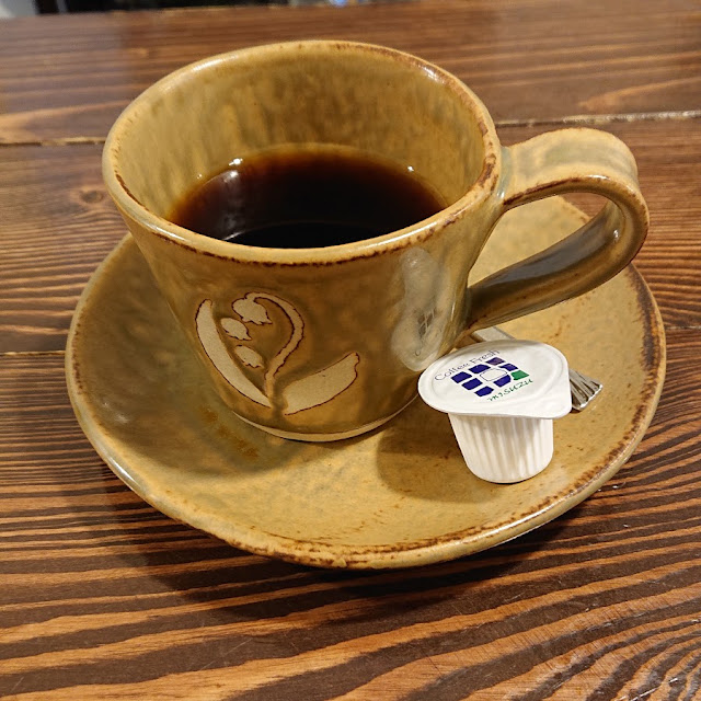 コーヒー と デザート