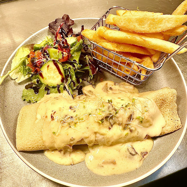 Chicken & Mushroom Crepes