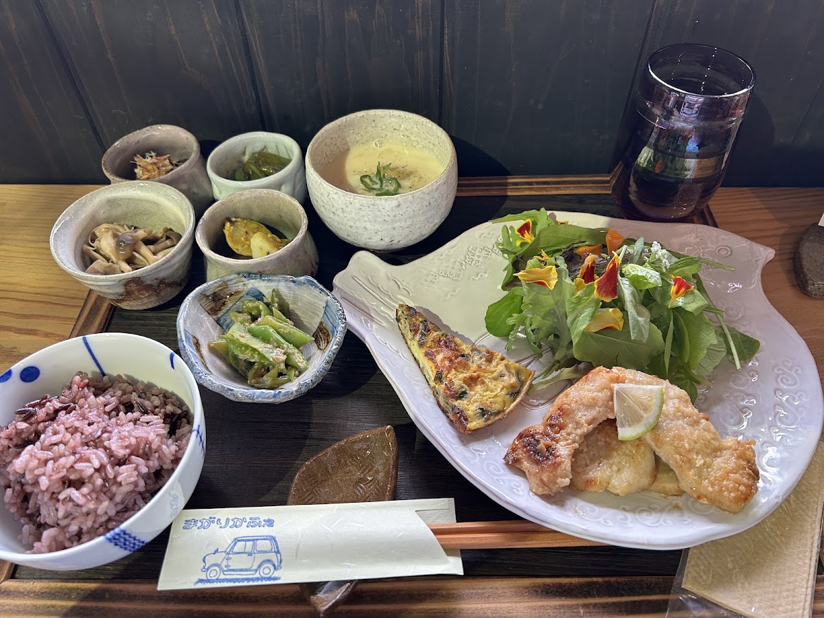 Magari Cafe