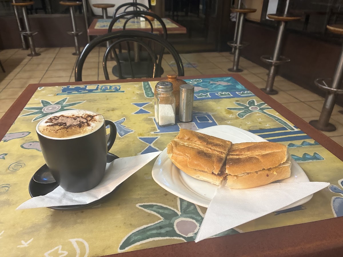 PM's Cafe