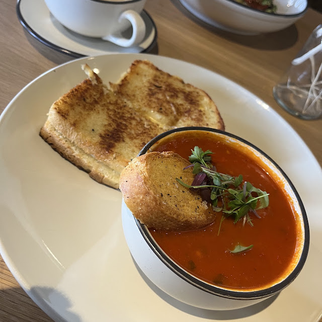 Tomato Soup & Grilled Cheese