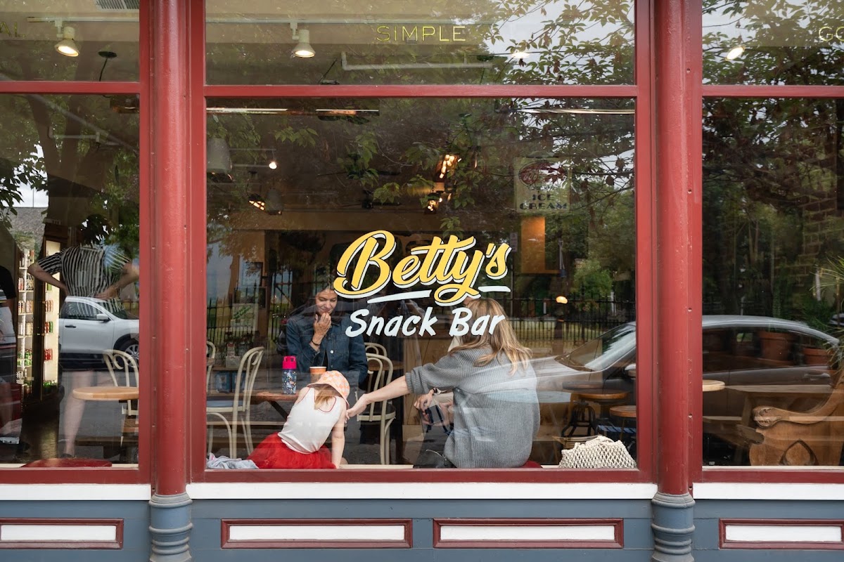 Betty's Snack Bar
