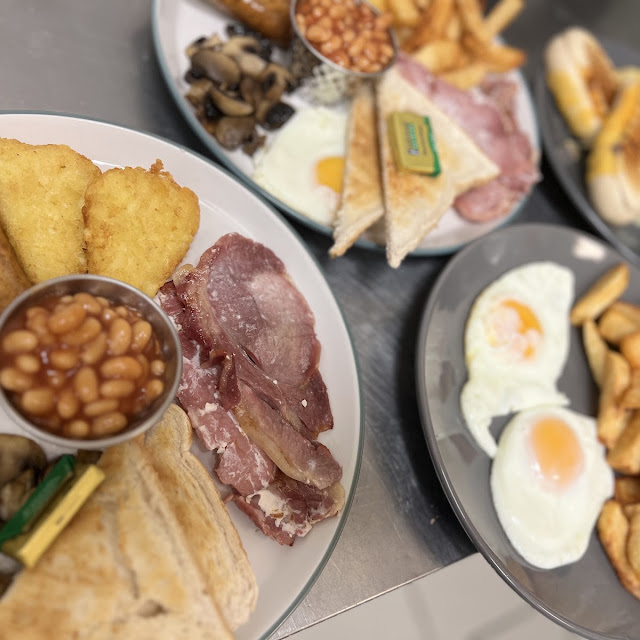 English Breakfast