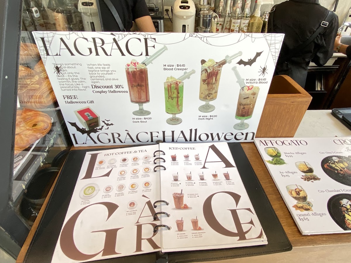 Lagràce Cafe menu board