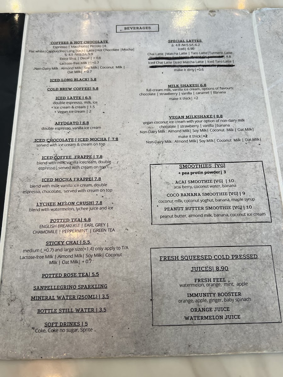 Cafe Vianee menu board