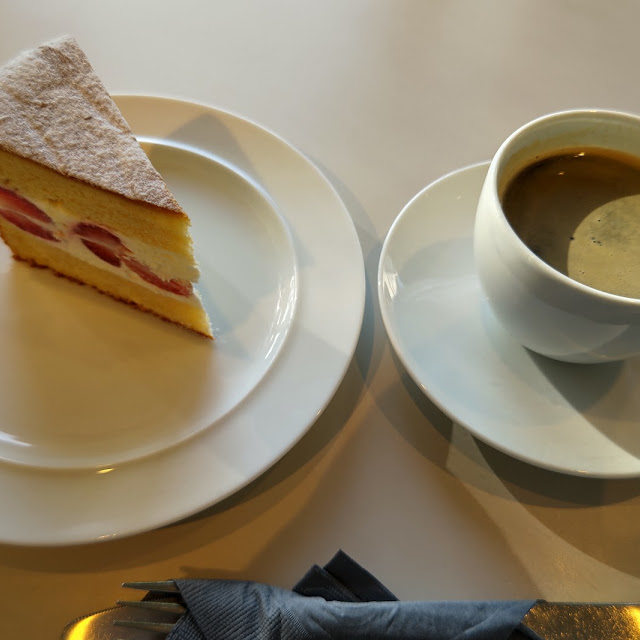 ヴィクトリアスポンジケーキ