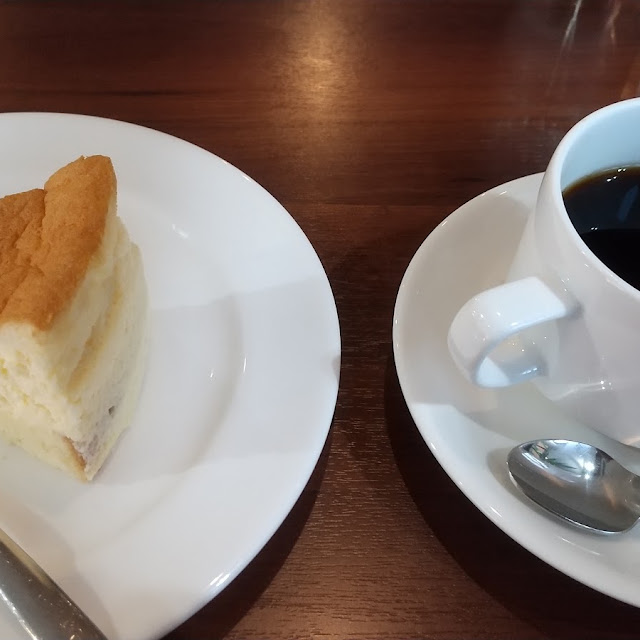チーズケーキ